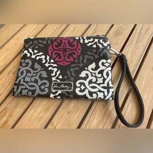 Beautiful Vera Bradley vinyl wristlet *NWOT*